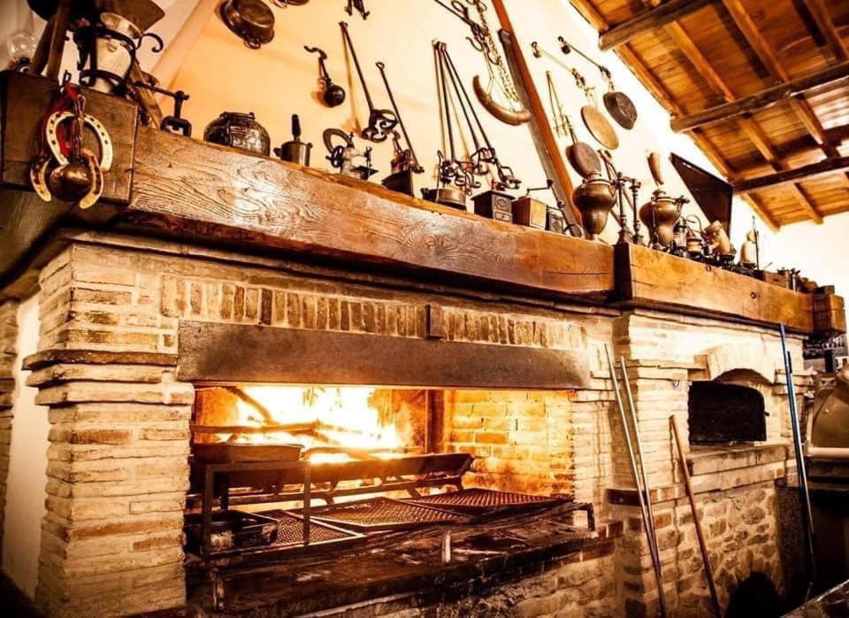 Agriturismo Podere Giulio Тарквиния Экстерьер фото
